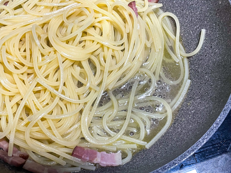 カルボナーラ（パンチェッタ、生クリーム、卵黄×1）調理画像5