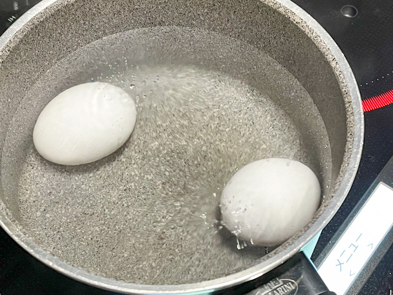 温度卵　鍋で調理